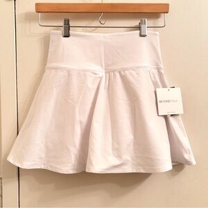 NWT! BEYOND YOGA White Tennis Skort size XS